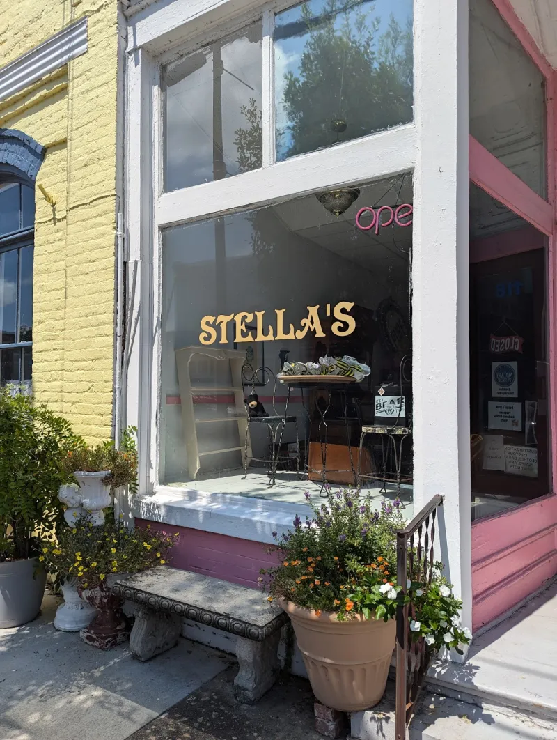 Stella's Cafe of Plymouth near Sportsman Inn, Plymouth NC